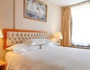https://flushing-hotel.us-newyorkcity.com